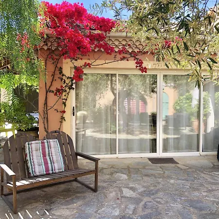 Apartamento Studio Avec Piscine Partagee Et Terrasse Amenagee A Ocagnano A 4 Km De La Sorbo-Ocagnano